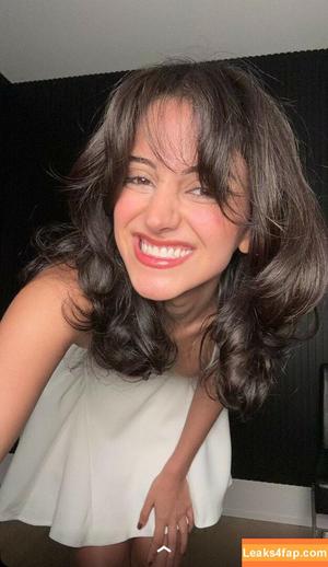 Melody Oz photo #0670