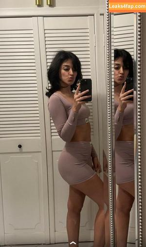 Melody Oz photo #0827