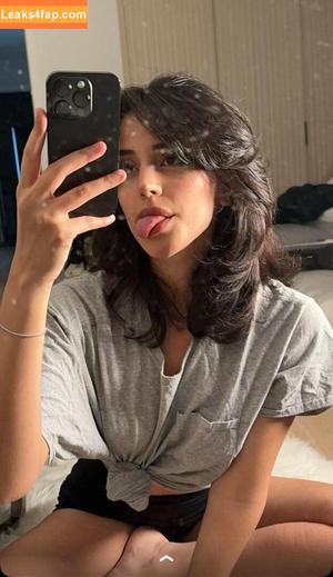 Melody Oz photo #0830