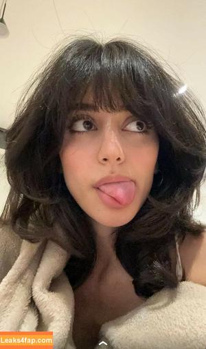 Melody Oz photo #0862