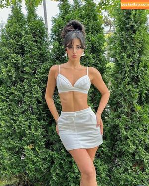 Melody Oz photo #0936