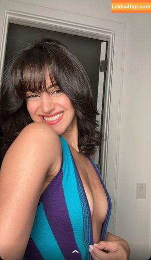 Melody Oz photo #1028