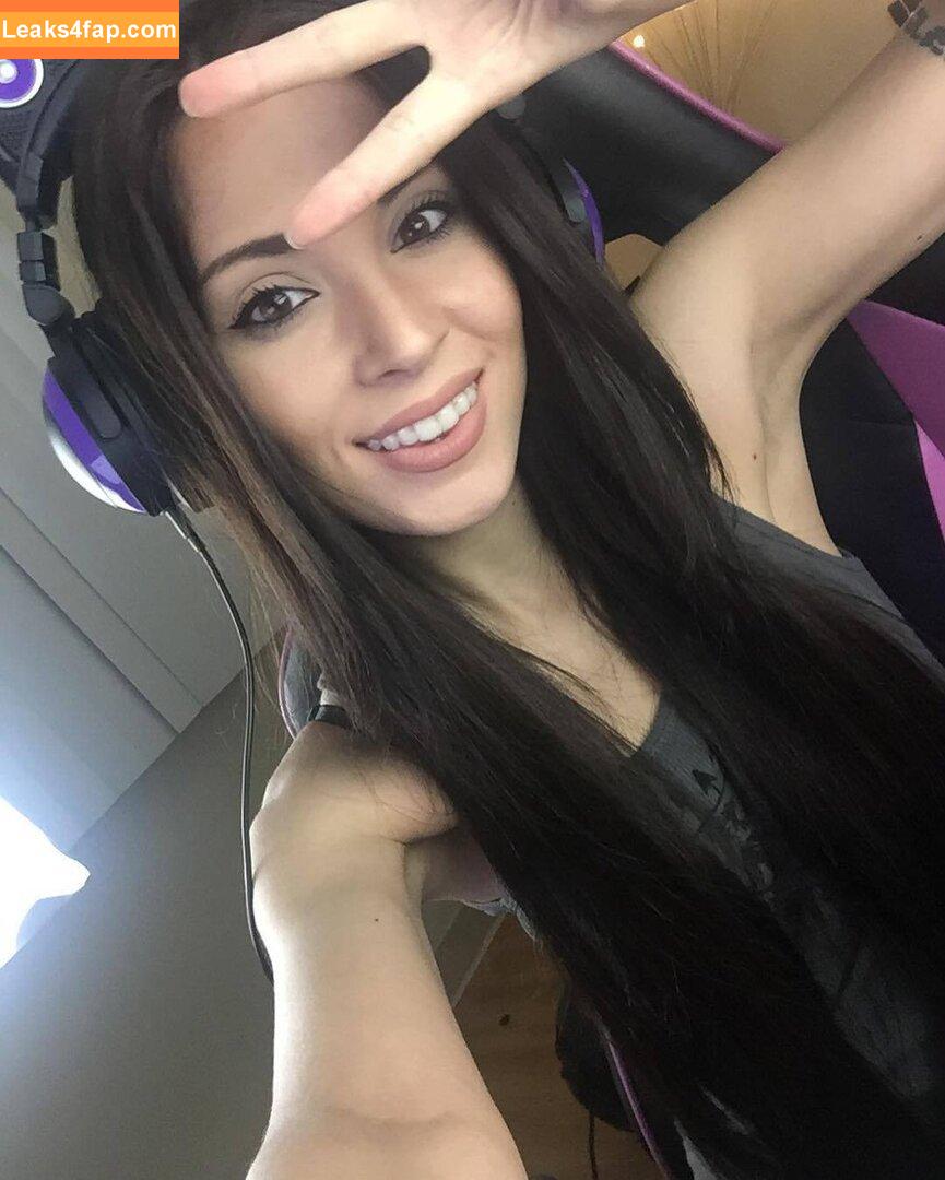 MelonieMac /  leaked photo photo #0355