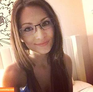 MelonieMac photo #0377