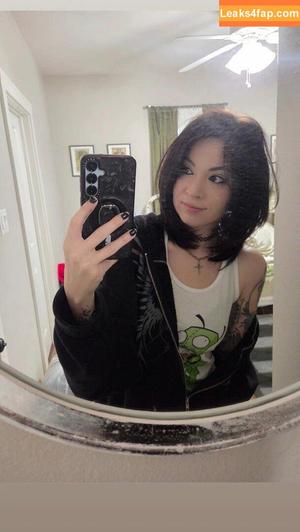 MelonieMac photo #0387