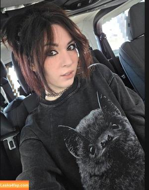 MelonieMac photo #0393