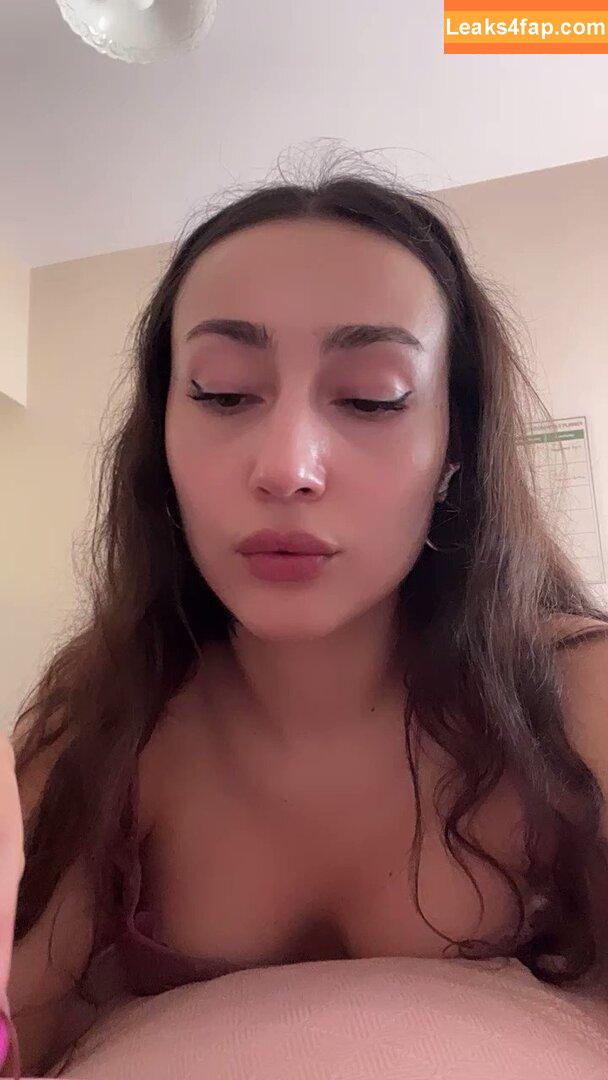 Meltem Bakır /  leaked photo photo #0012
