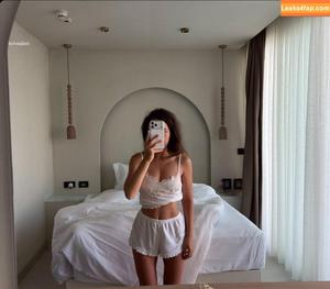 Meltem Koc photo #0053