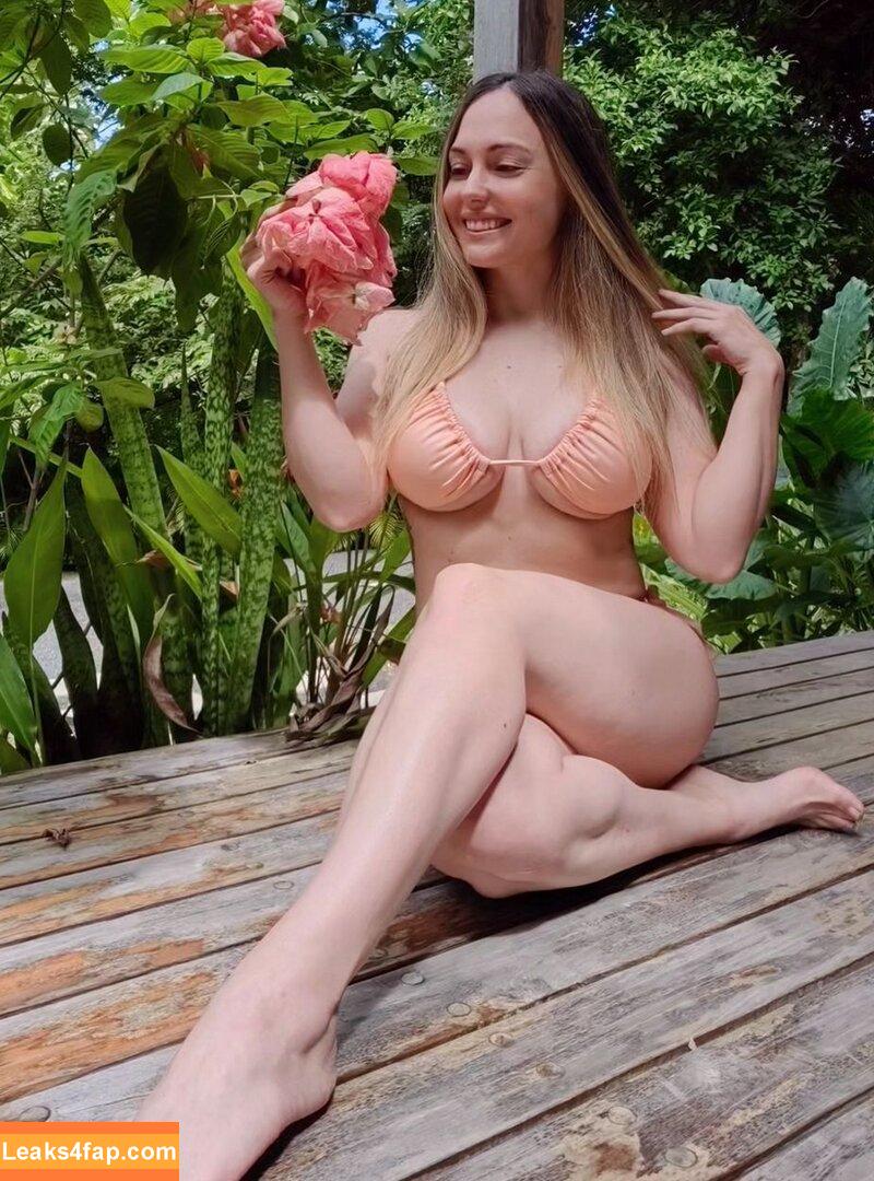 Memekova / Melissa Diakova / miamalkova leaked photo photo #0004