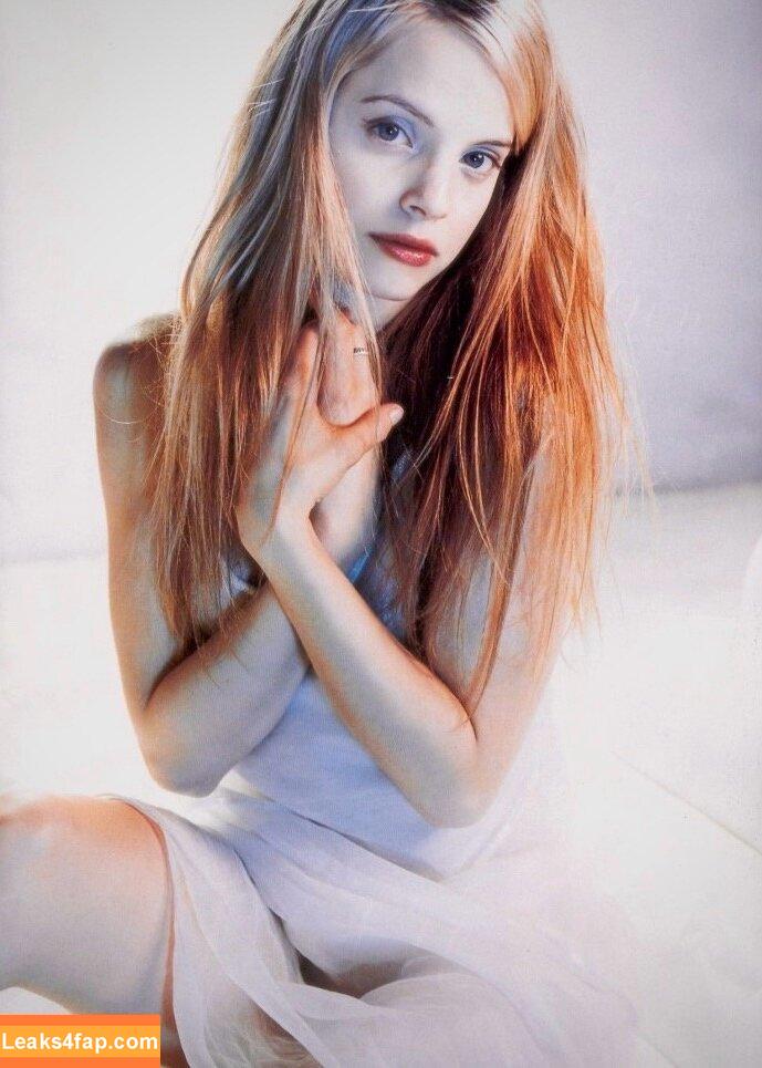 Mena Suvari / menasuvari / missdamena leaked photo photo #0170