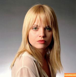 Mena Suvari photo #0058