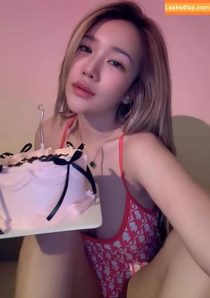 menaraewadee photo #0093