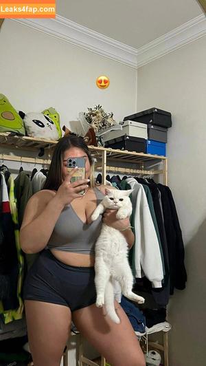 Menekşe Nur Fırat photo #0007