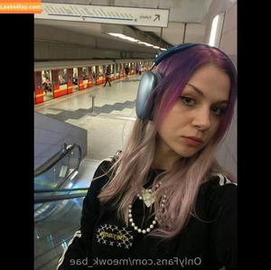 meowk_bae photo #0050
