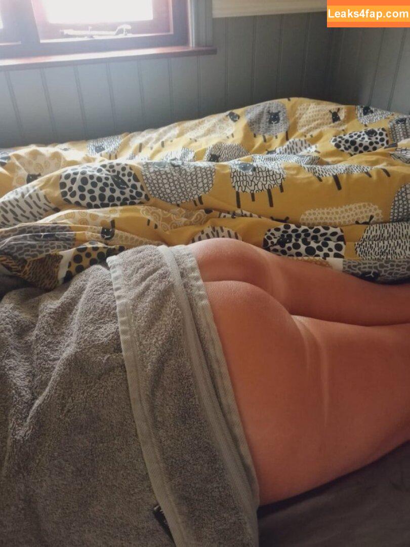 Mercedes Twitter Milf /  leaked photo photo #0078