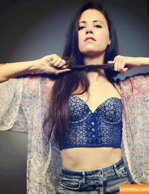 Meredith Garretson photo #0005