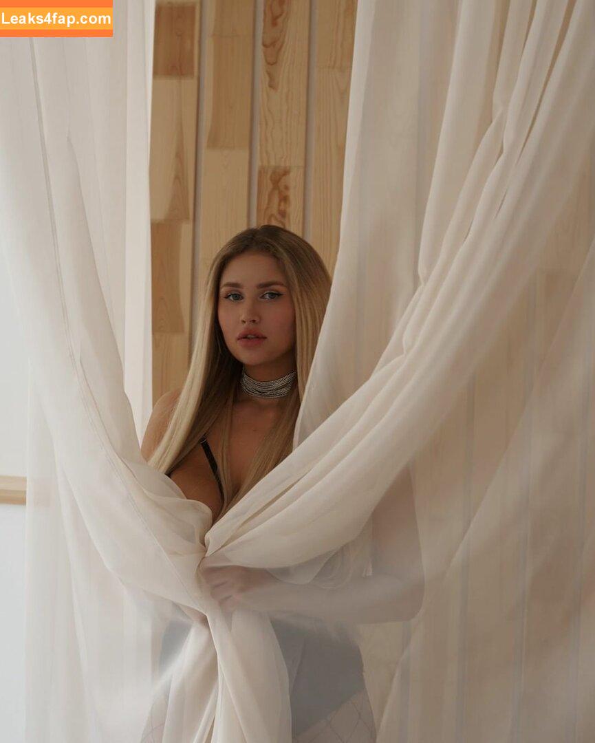 Merelin_ / merelin1 / merelin__ / merelin_angel leaked photo photo #0100