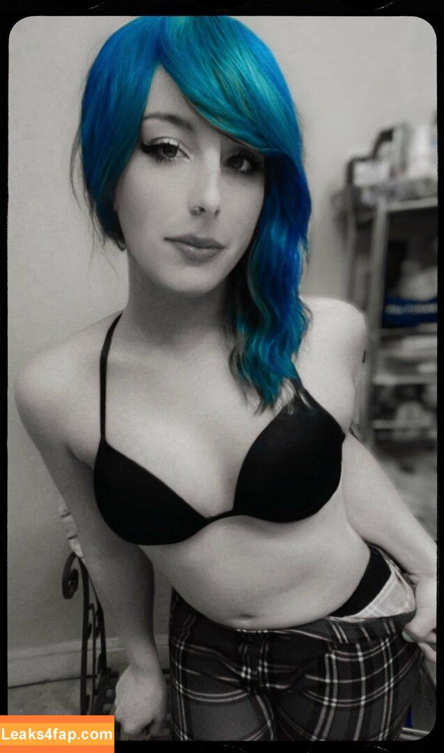 Merry Cherry Bomb's Blue Hair / chacherrybombs / maryycherryy leaked photo photo #0006