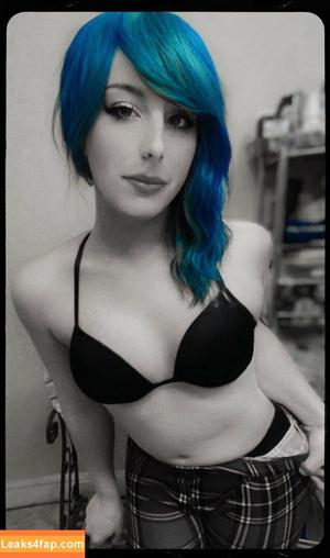 Merry Cherry Bomb's Blue Hair photo #0006