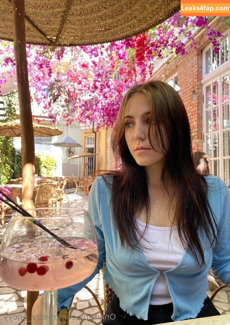 merry_encyy / amyymarie118 leaked photo photo #0053