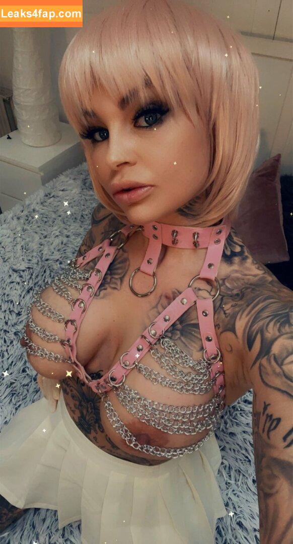 Merry4Fun / anniangel911 / merry4fun_m4f leaked photo photo #0049