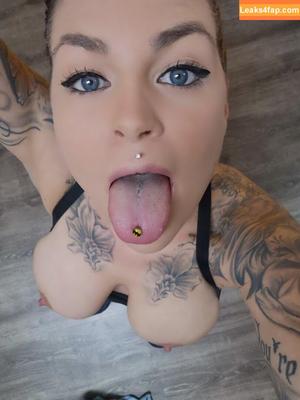 Merry4Fun photo #0135