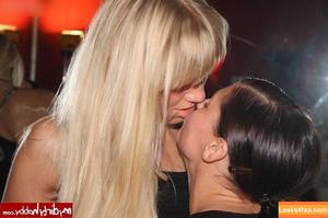 Merry4Fun photo #0660