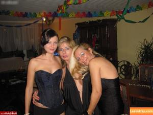 Merry4Fun photo #0696