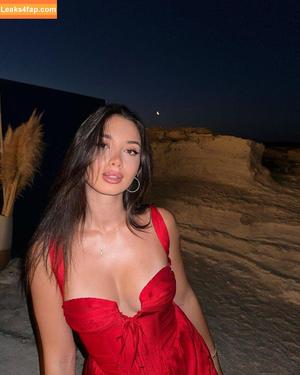Merve Cin photo #0002