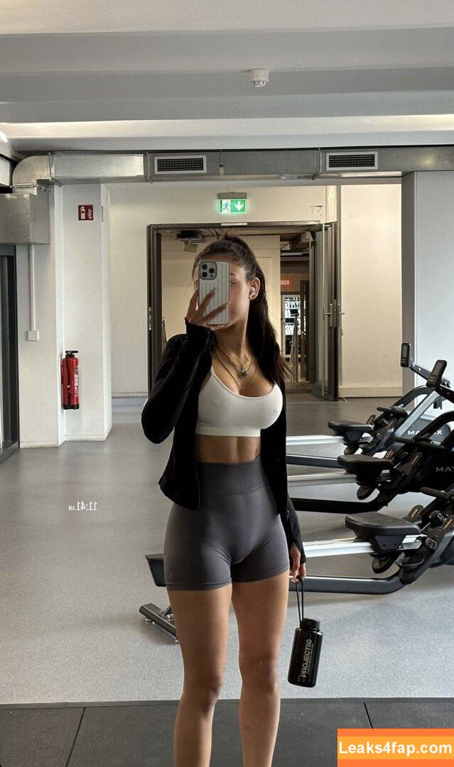 Merve Özkan / Merv.ozkn leaked photo photo #0065