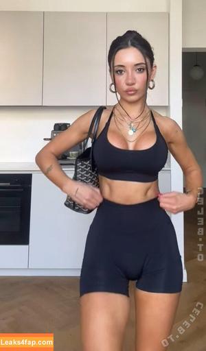 Merve Özkan photo #0104