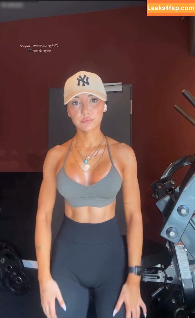 Merve Özkan / merv.ozkn leaked photo photo #0264