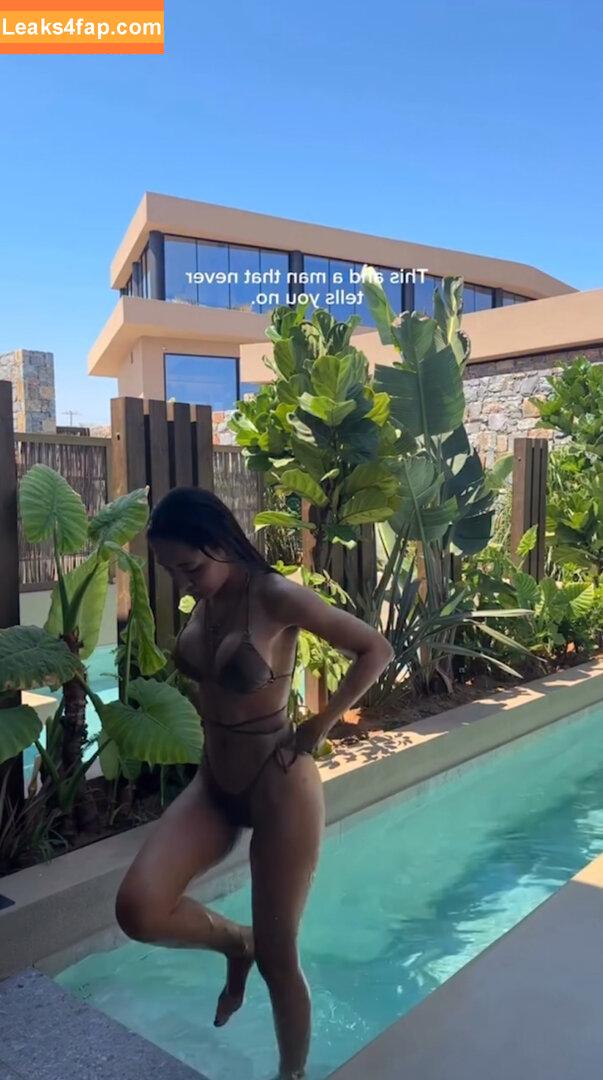 Merve Özkan / merv.ozkn leaked photo photo #0267