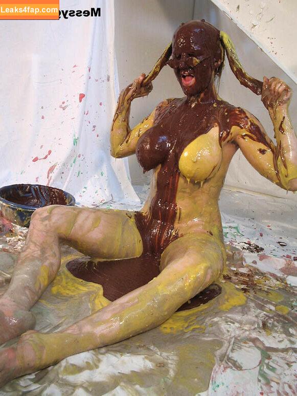 messygirl / messygirlvideos / theoriginalmessygirl / victoria.nova leaked photo photo #0003