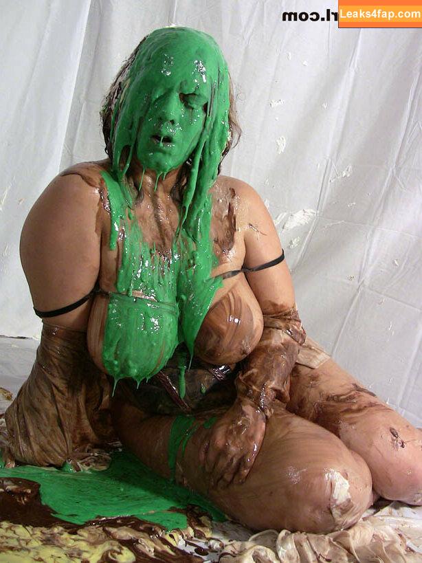 messygirl / messygirlvideos / theoriginalmessygirl / victoria.nova leaked photo photo #0025