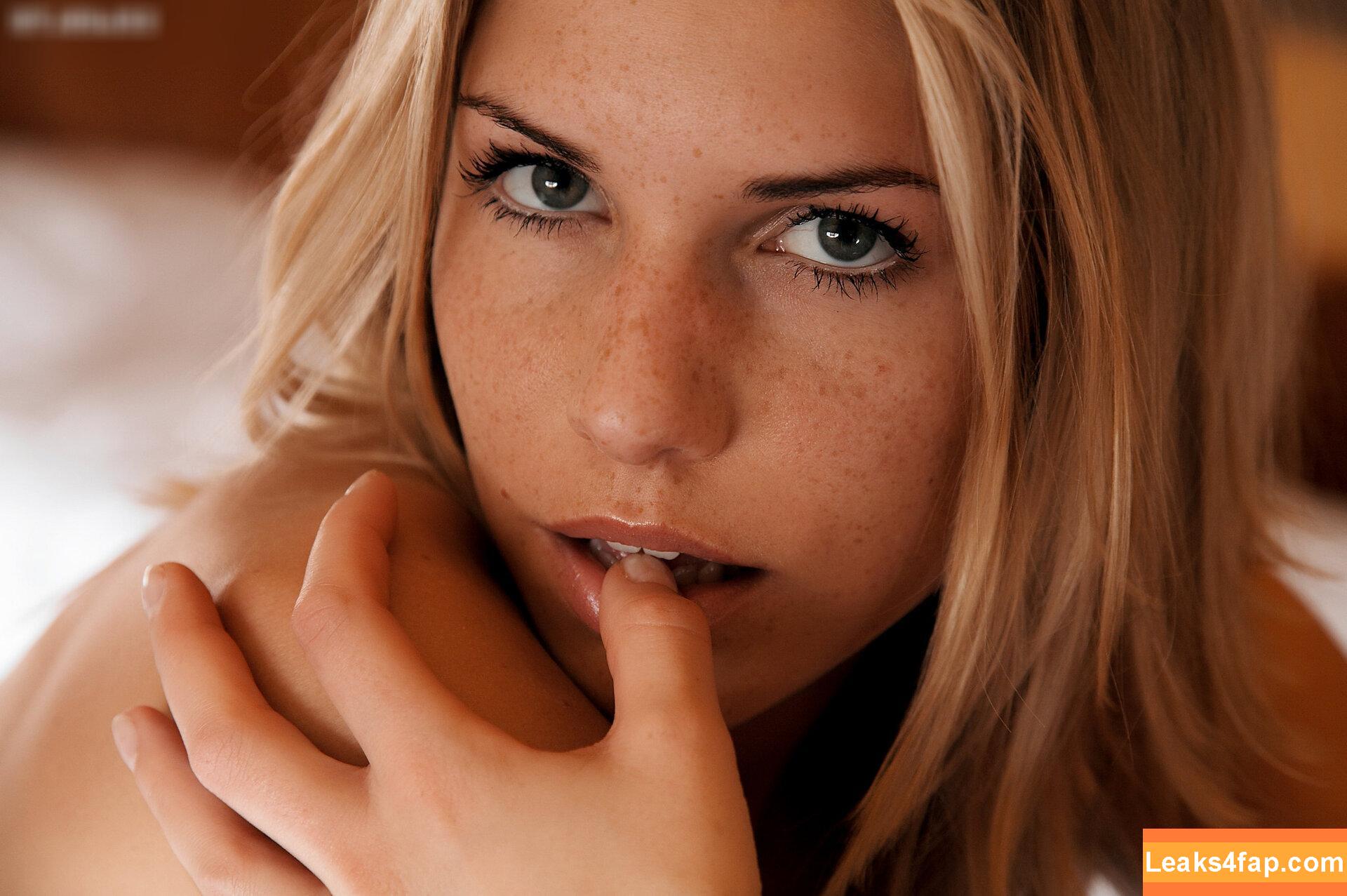 MetArt.com /  слитое фото фото #3043