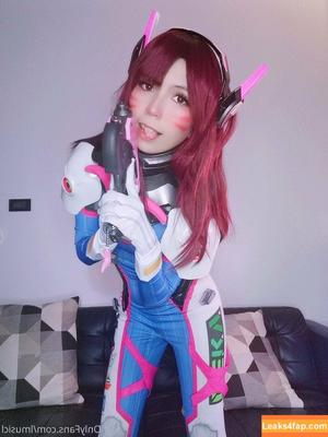 Mewjiic photo #0169