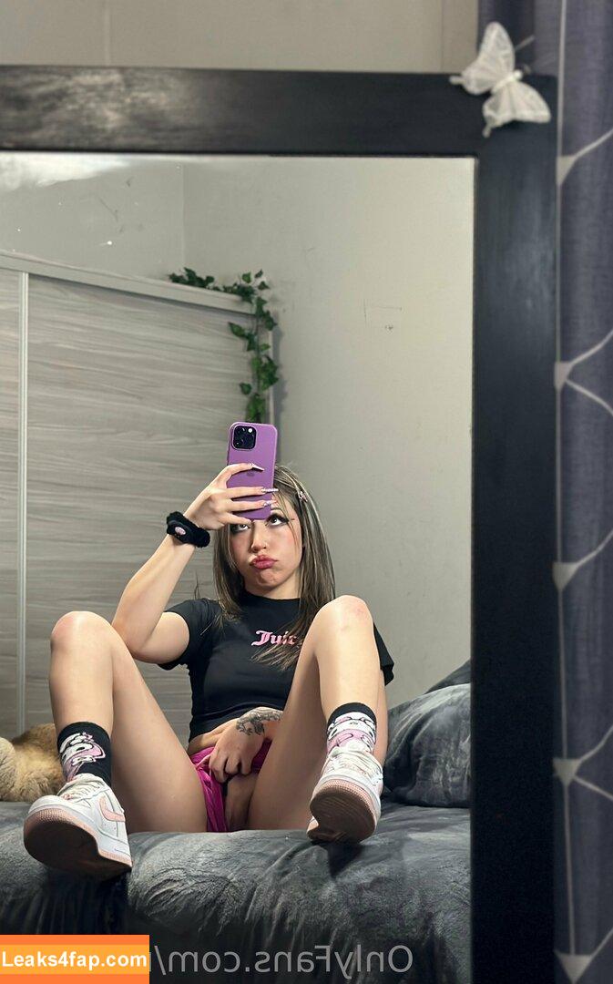 mewslut /  leaked photo photo #0091