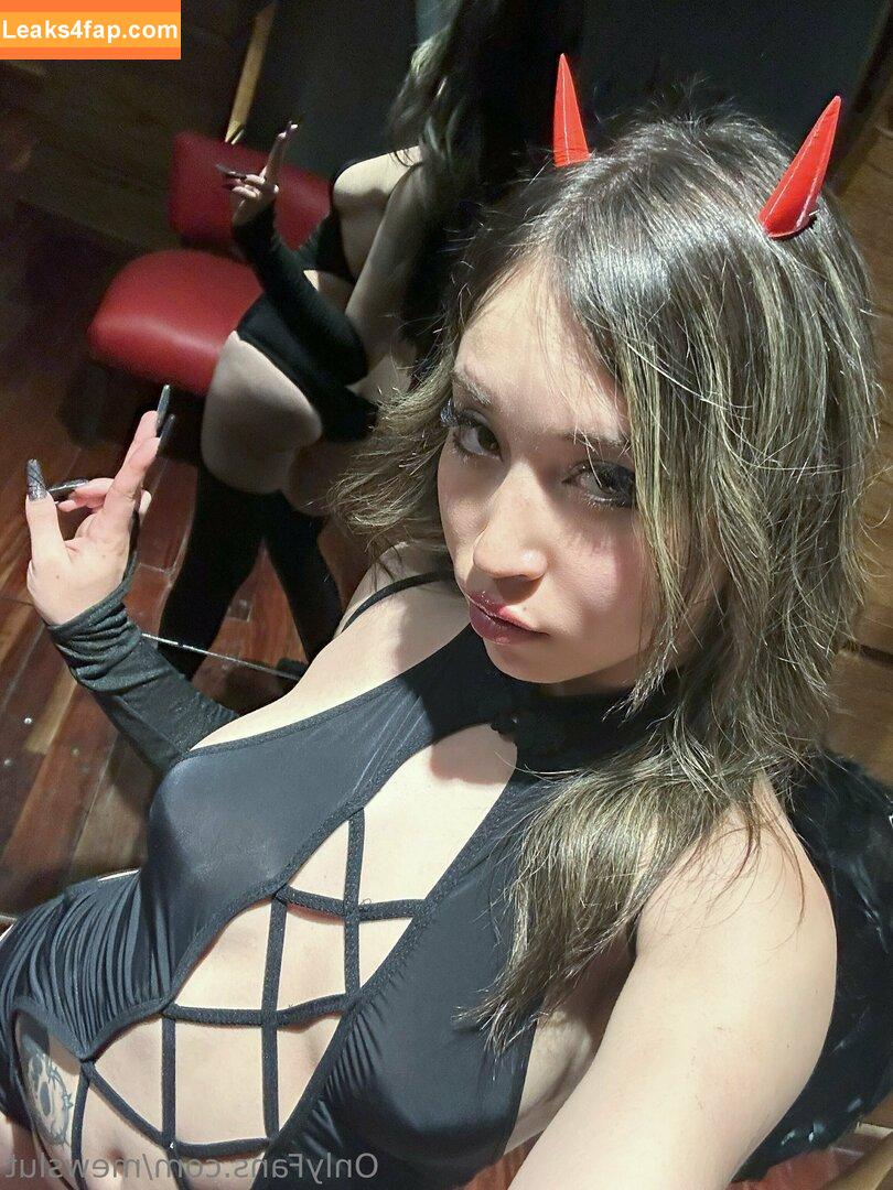 mewslut /  leaked photo photo #0197