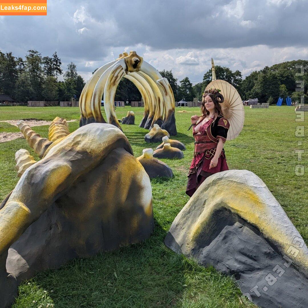 Mháire Stritter / channels / https: / mhairestritter / orkenspaltertv leaked photo photo #0174