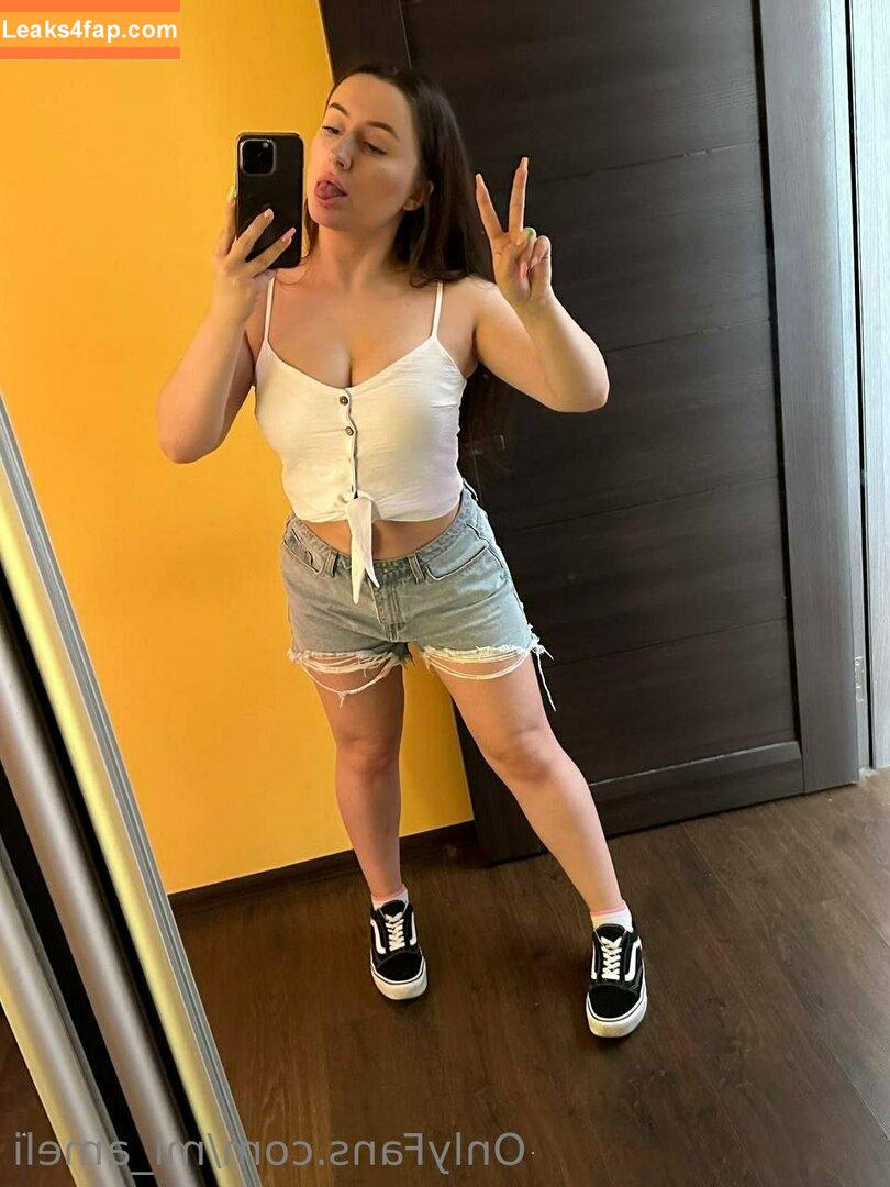 mi_ameli /  leaked photo photo #0059