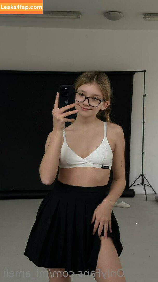 mi_ameli /  leaked photo photo #0176