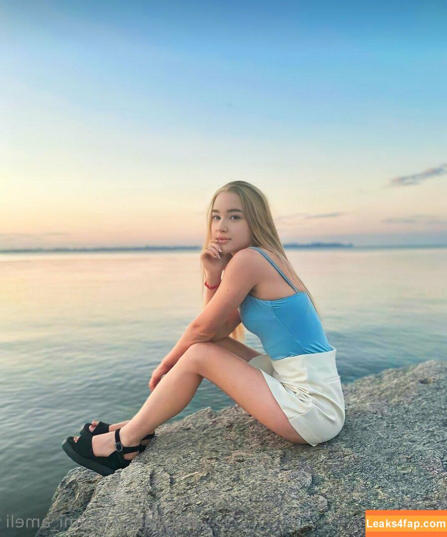 mi_ameli /  leaked photo photo #0519