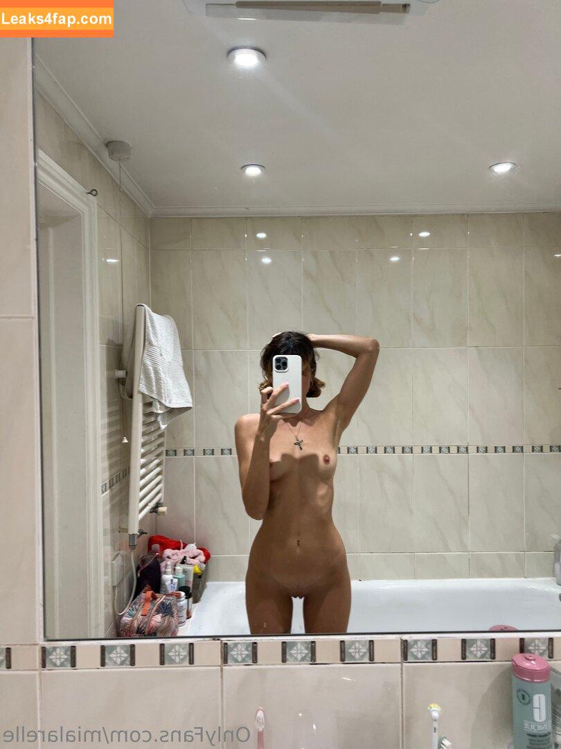 Mia C. Bell / Mia Larelle / miacbell / mialarelle leaked photo photo #0145