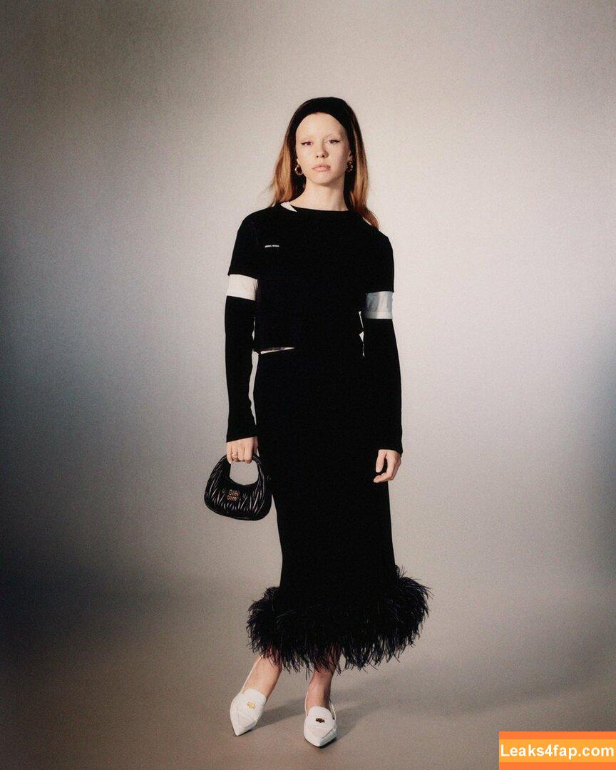 Mia Goth / goth.mia / officalmiagoth слитое фото фото #0130