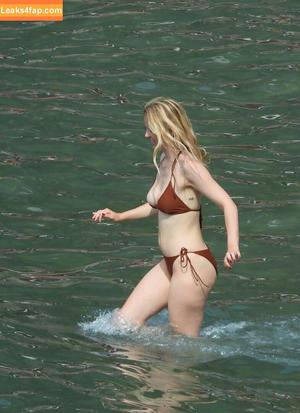 Mia Goth фото #0195