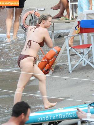Mia Goth фото #0201