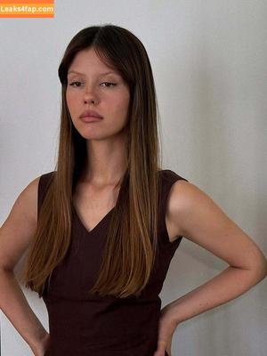 Mia Goth фото #0207