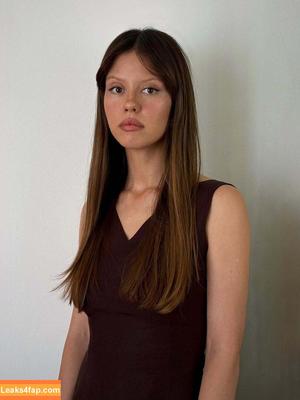 Mia Goth фото #0209