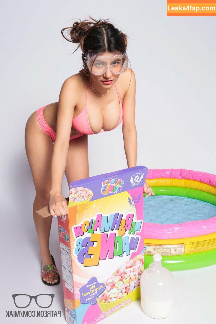 Mia Khalifa / https: / miak / miakhalifa leaked photo photo #0185